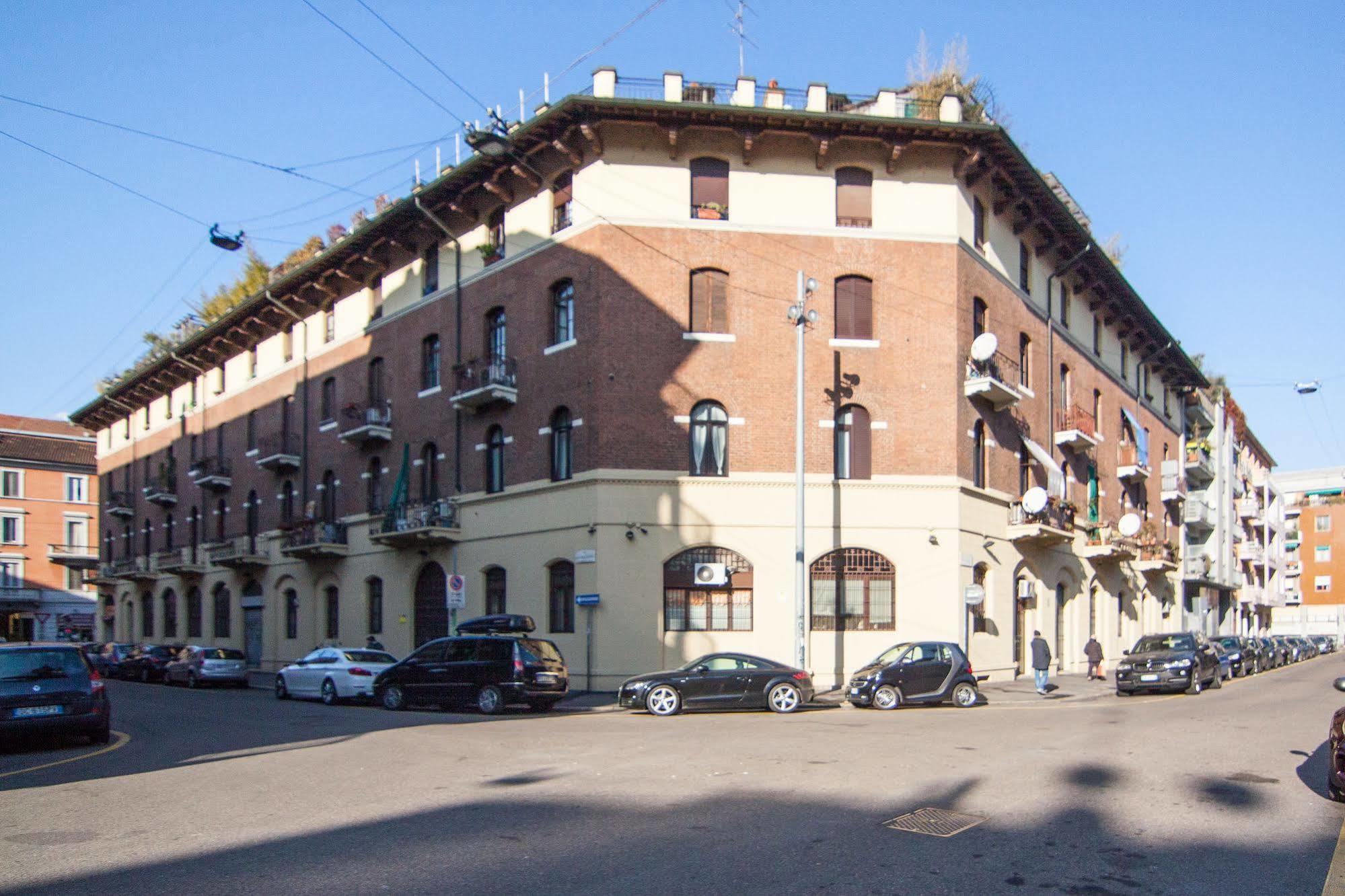 Апартаменти Miniloft-Angy-Navigli Мілан Екстер'єр фото